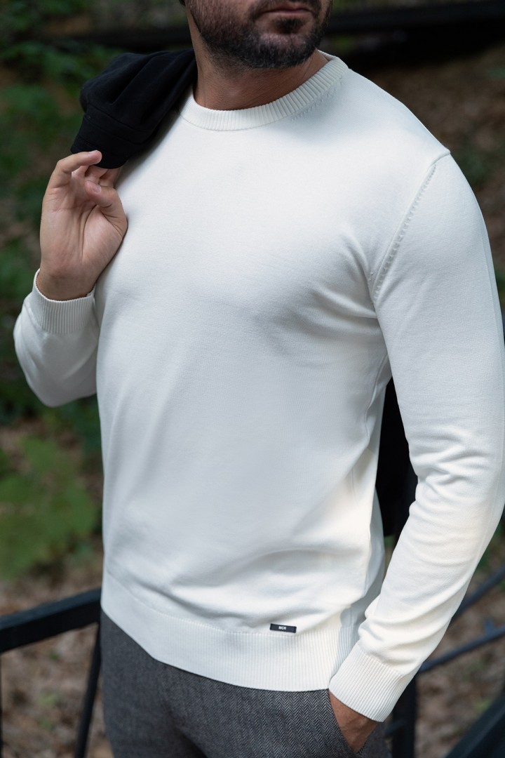 Ecru Color Elastan And Viscose Fabric With Crew Neck And Long Sleeved Detail Casual Men's Knitwear