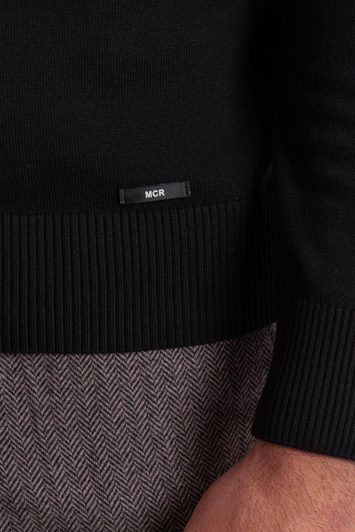 Black Color Viscose And Elastane Fabric With Mock Turtleneck Detail Casual Men's Knitwear