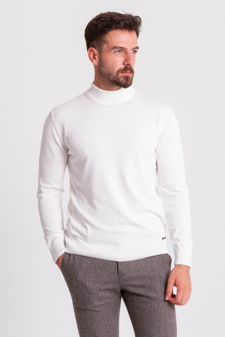 Ecru Color Viscose And Elastane Fabric With Mock Turtleneck Detail Casual Men's Knitwear