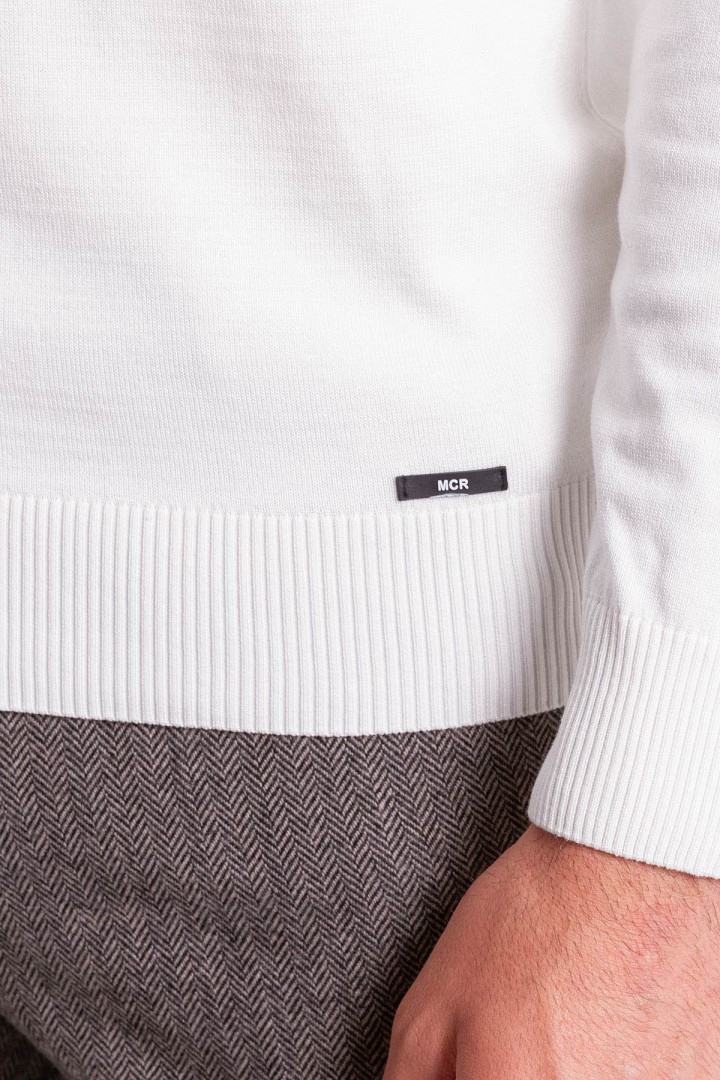 Ecru Color Viscose And Elastane Fabric With Mock Turtleneck Detail Casual Men's Knitwear