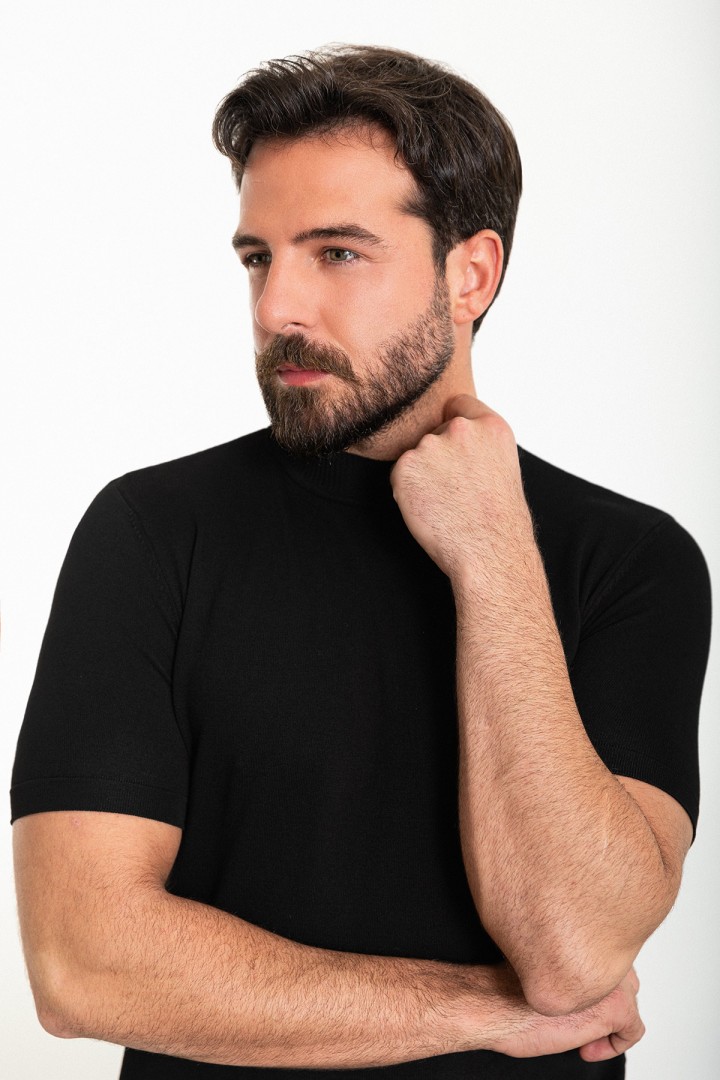 Plain Black Slim Fit Half Turtleneck Men's Knitwear T-Shirt