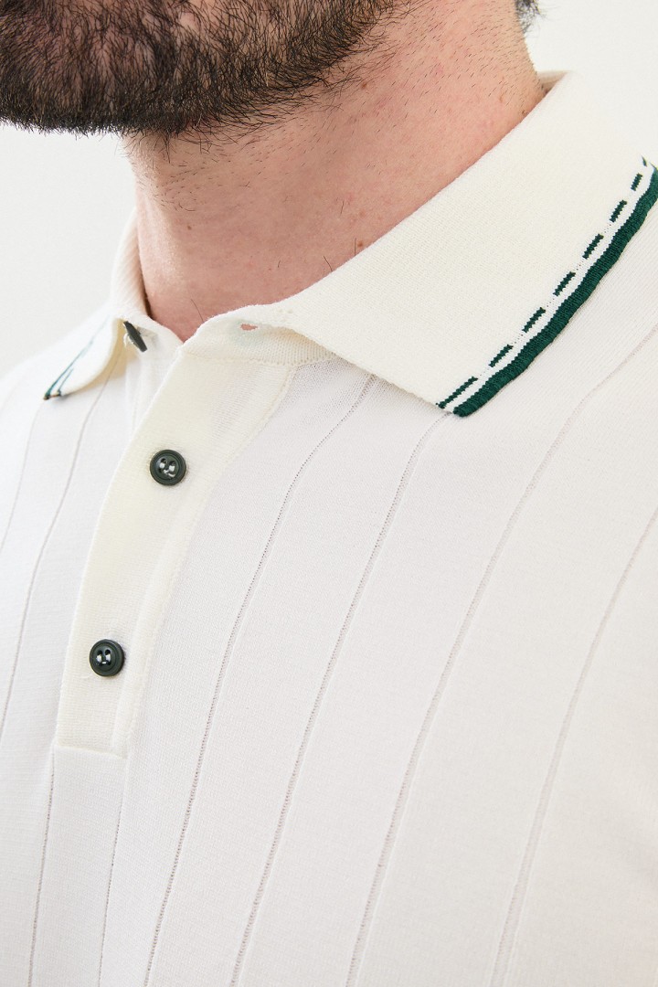 Ecru And Emerald Color Casual Men's Knit Tshirt