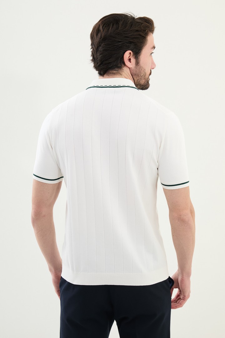 Ecru And Emerald Color Casual Men's Knit Tshirt