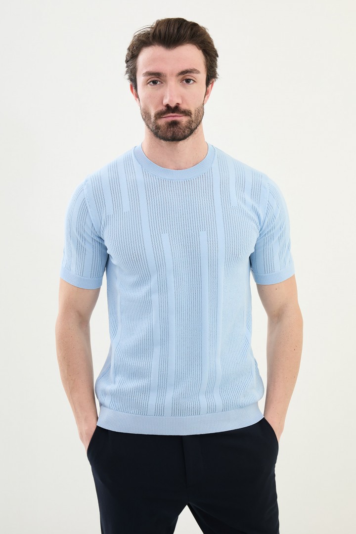 Blue Color Figured Design Casual Men's Knit Tshirt