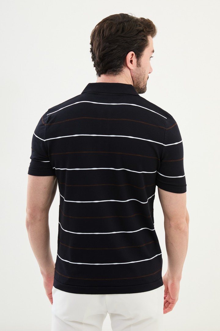 Dark Blue Color Striped Casual Men's Knit T Shirt