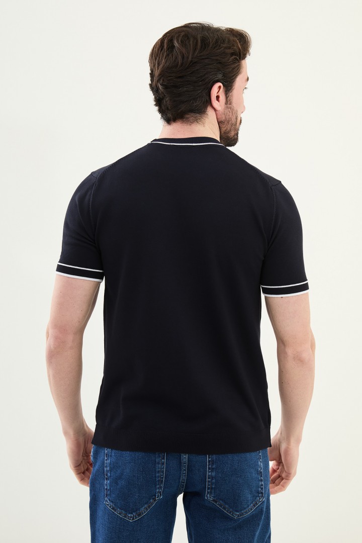 Dark Blue And White Color Casual Men's Knit Tshirt
