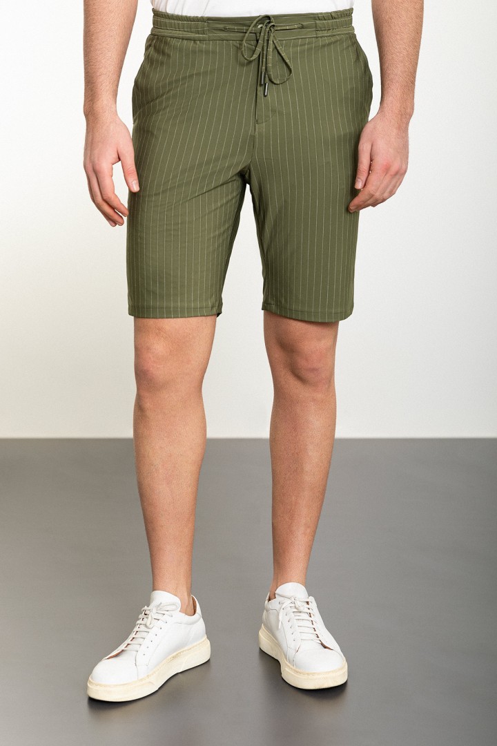 Khaki Color Striped And Drawstring Design Casual Men's Short