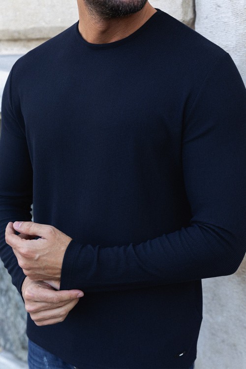 Dark Blue Color Cotton And Elastane Fabric With Long Sleeved Crew Neck Detail Casual Mens T Shirt