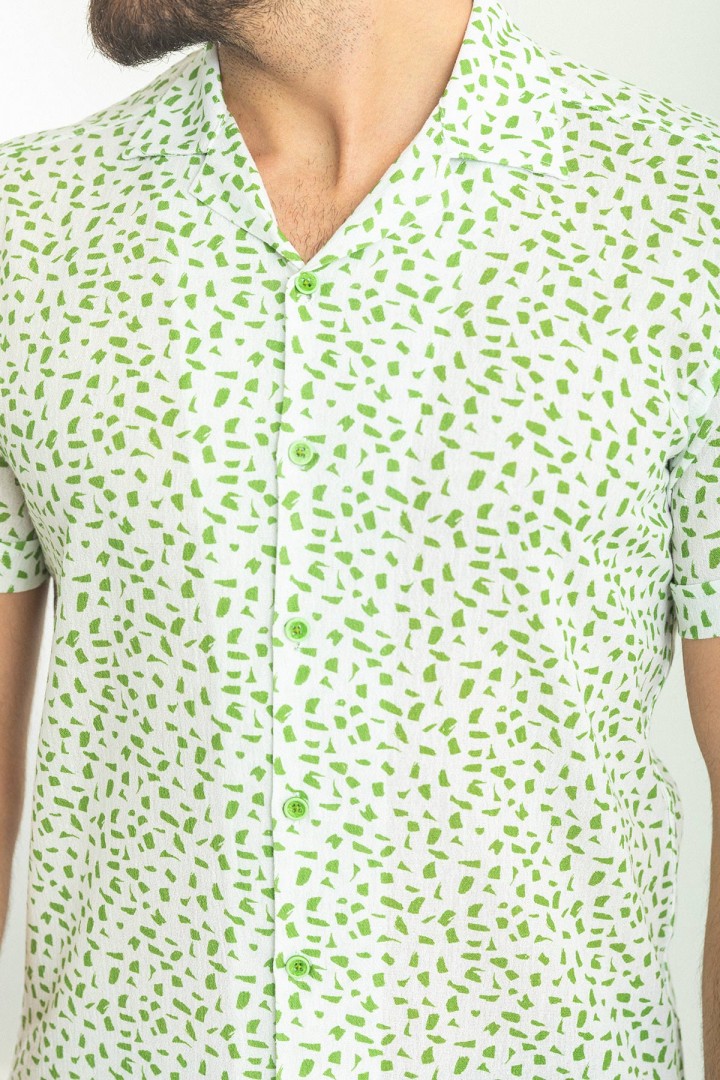 Green And White Color Figured Design Casual Cotton Short Sleeved Shirt