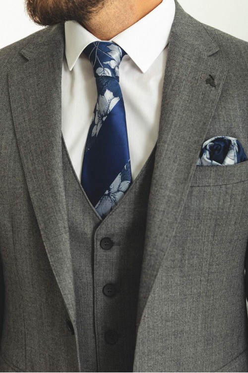 Grey Color Classic Made In Italy Fabric Wool Suit