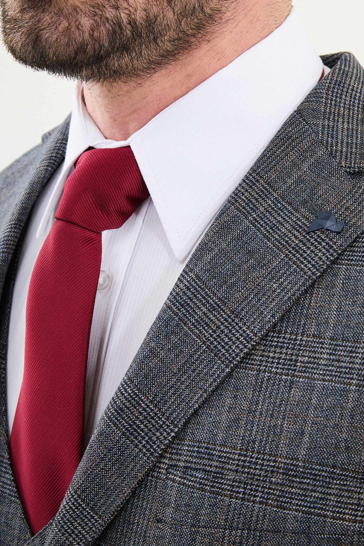 Dark Blue Color Check Pattern Design Classic Men's Suit