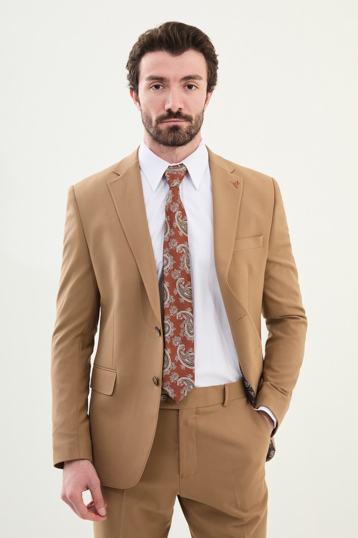 Camel Color Classic Men's Suit